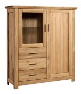 Vitrine solide avec grand espace de rangement Floresta 10, avec système Soft-Close, deux portes, naturel, chêne massif, 150 x 133 x 48 cm, avec trois tiroirs