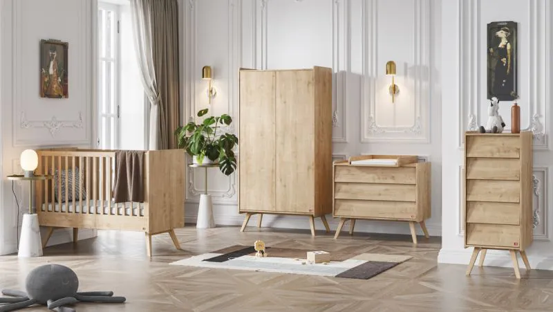 Chambre d'enfant moderne - Ensemble B Aleksander, 5 pièces, Couleur : Chêne, en matériau stable, fonction push-to-open, 1 armoire, 1 commode étroite, 1 commode avec plan à langer, 1 lit à barreaux